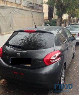 2014' Peugeot 208 אקטיב photo #3