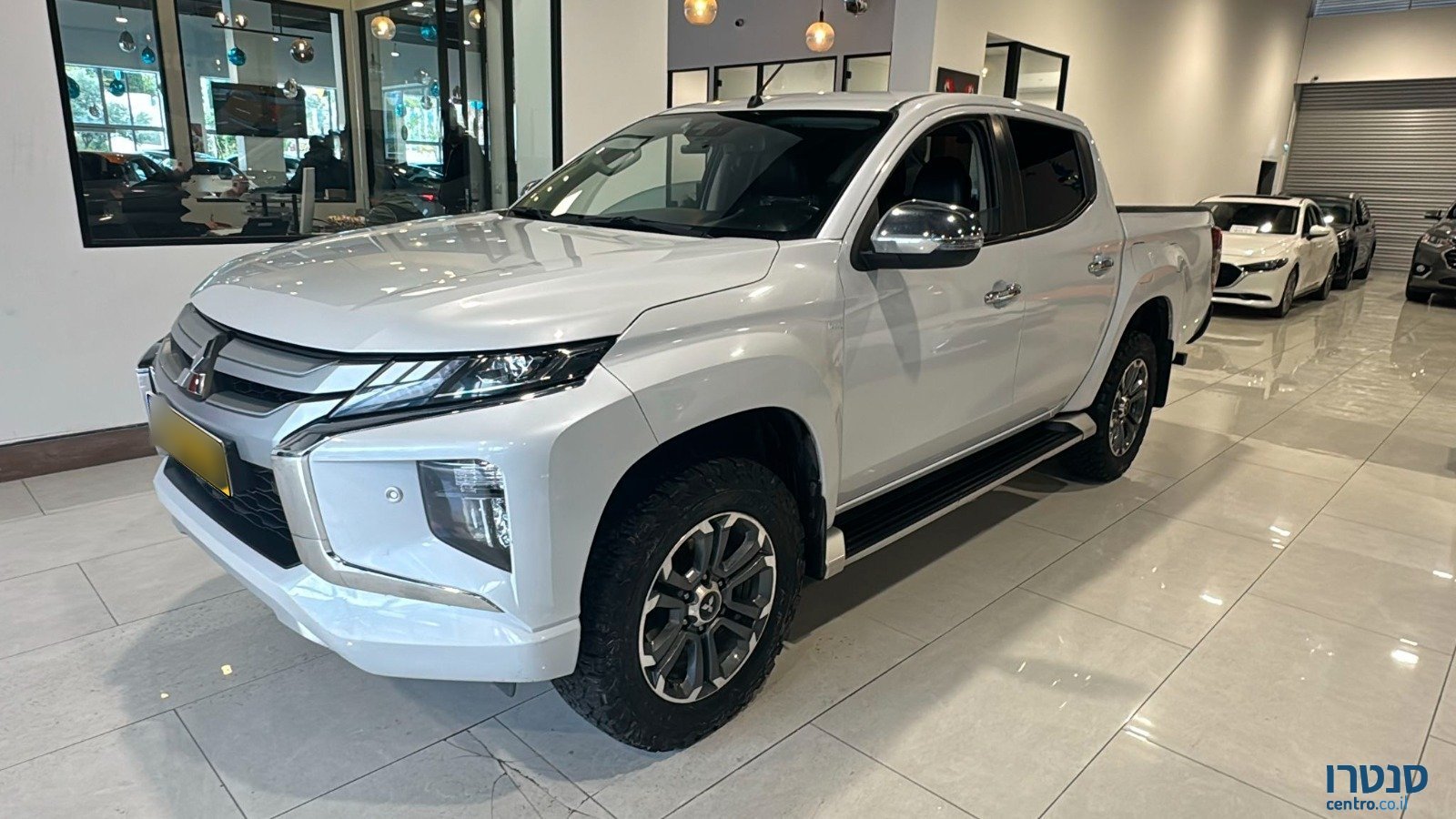 2023' Mitsubishi L 200 photo #1