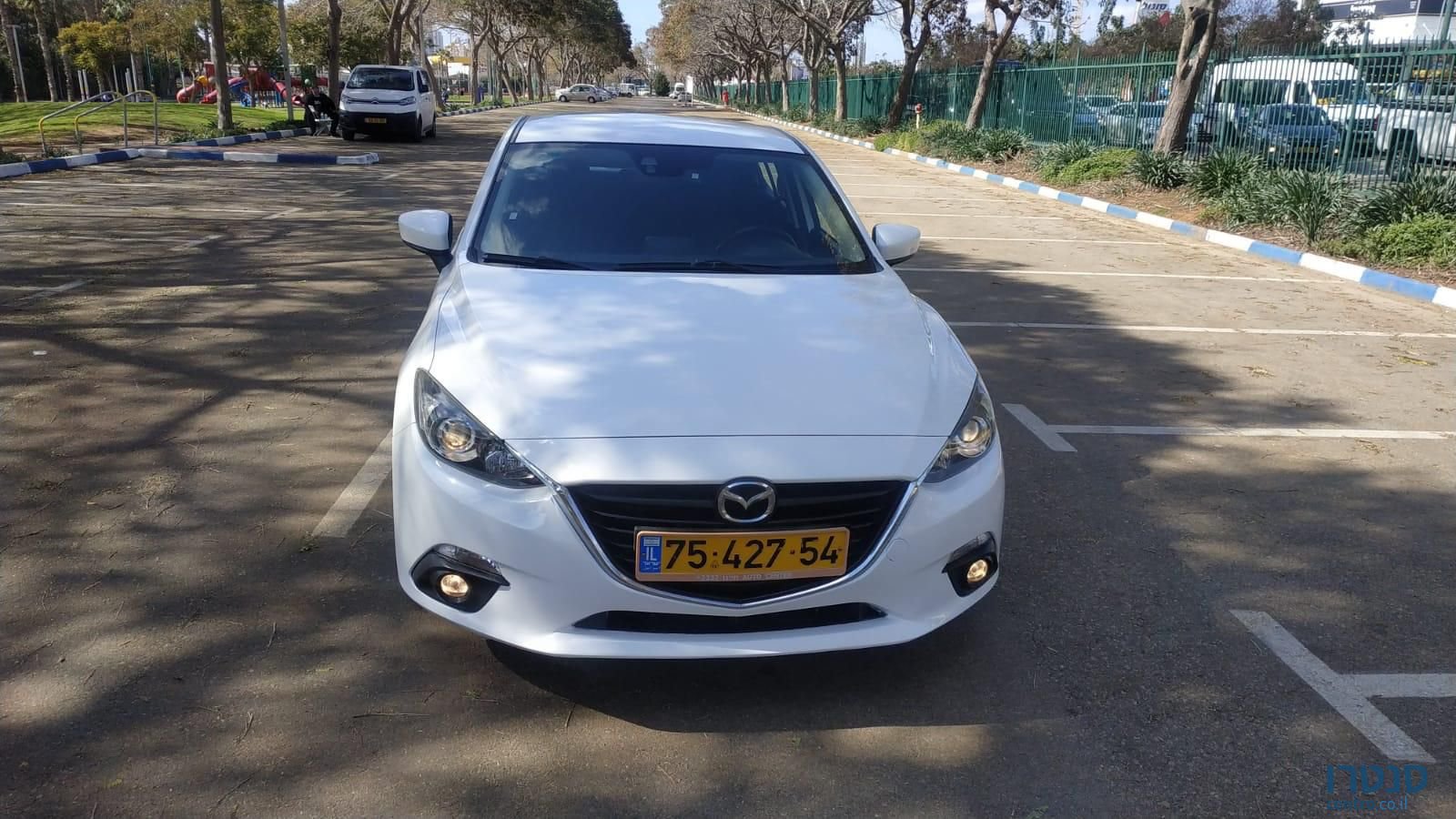2015' Mazda 3 מאזדה photo #6