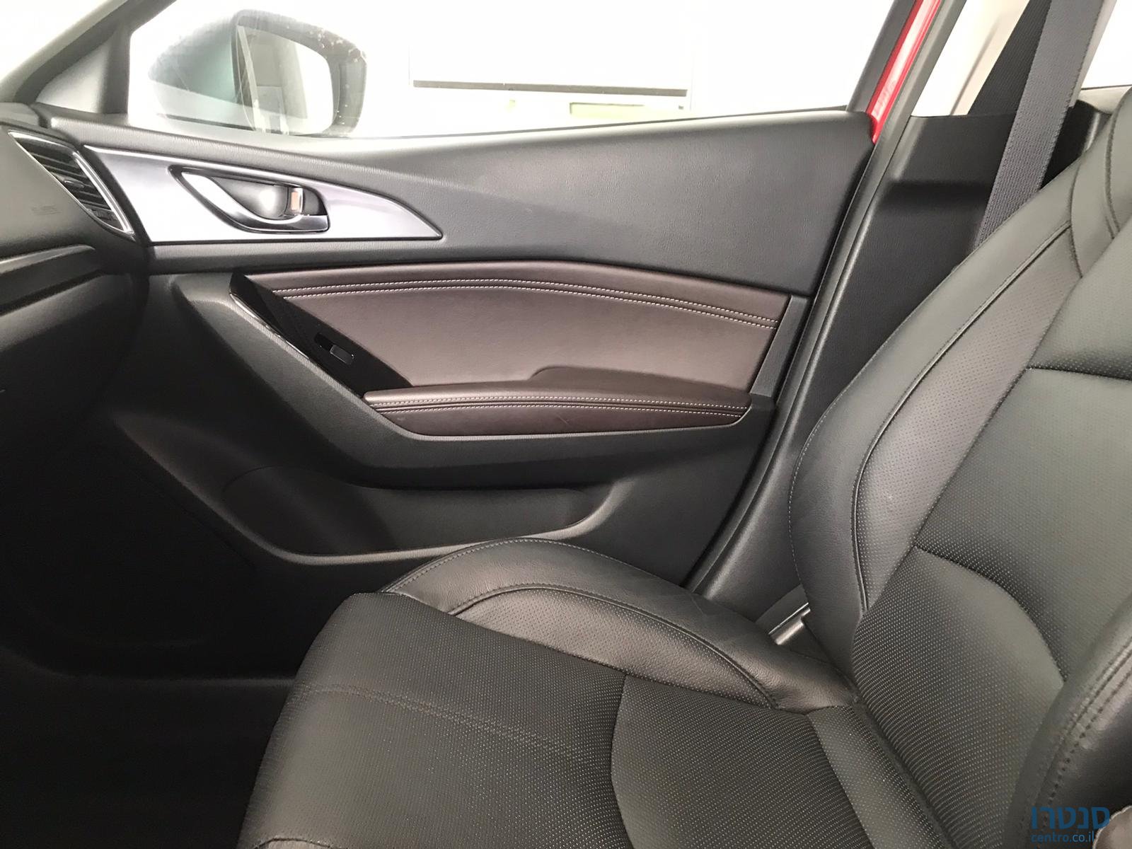 2018' Mazda 3 Premium photo #6