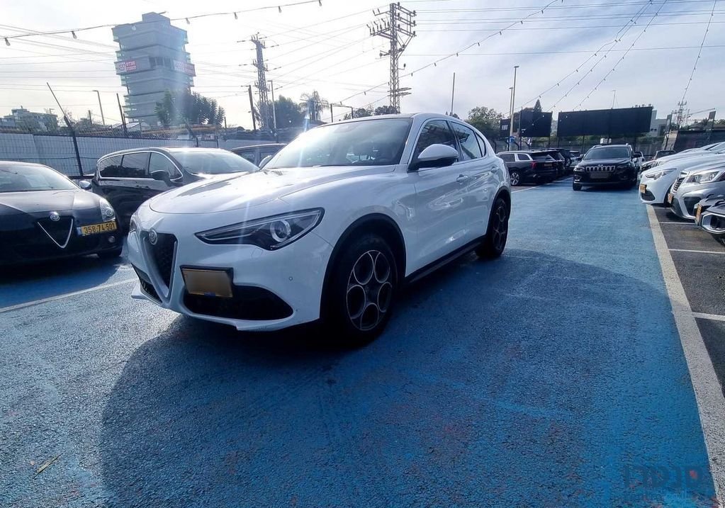 2019' Alfa Romeo Stelvio אלפא רומיאו סטלויו photo #3