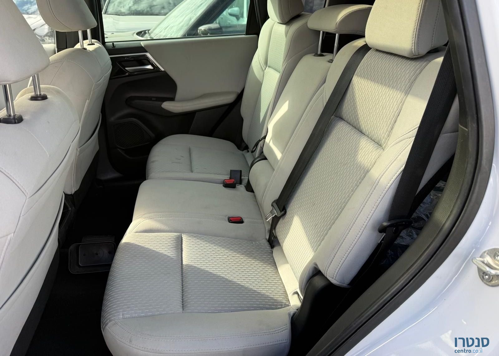 2022' Mitsubishi Outlander מיצובישי אאוטלנדר photo #5