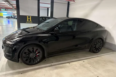 2023' Tesla Model Y טסלה מודל Y