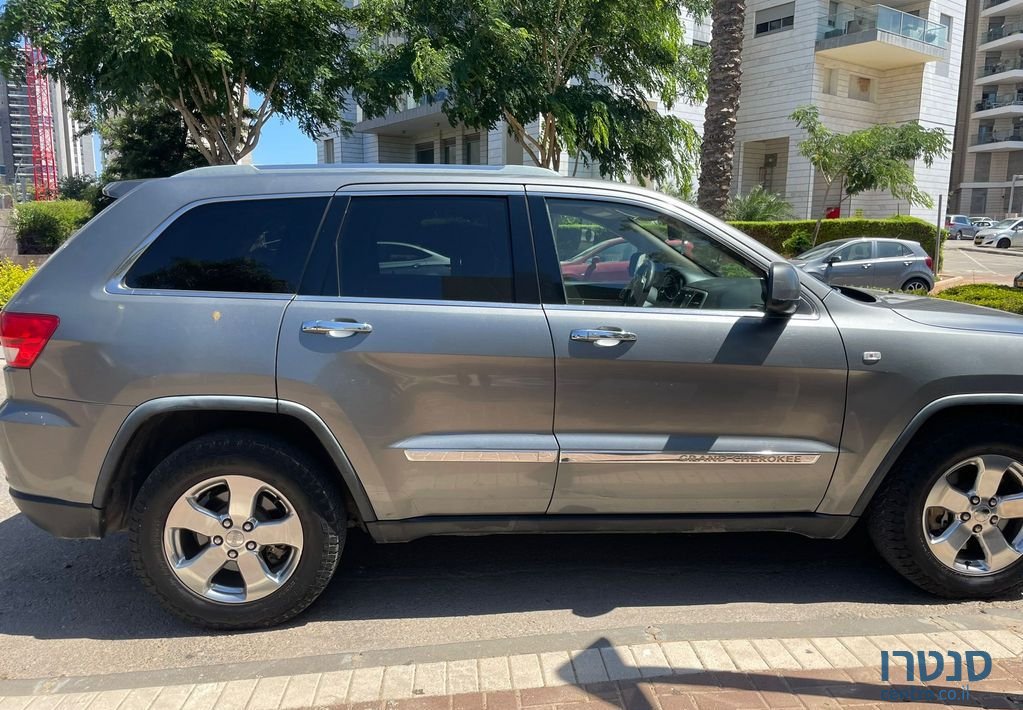 2012' Jeep Grand Cherokee ג'יפ גרנד צ'ירוקי photo #3