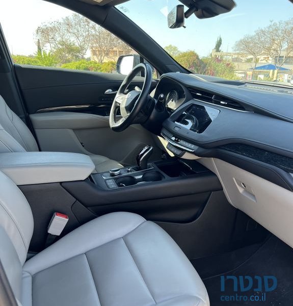 2021' Cadillac Xt4 קאדילק photo #4