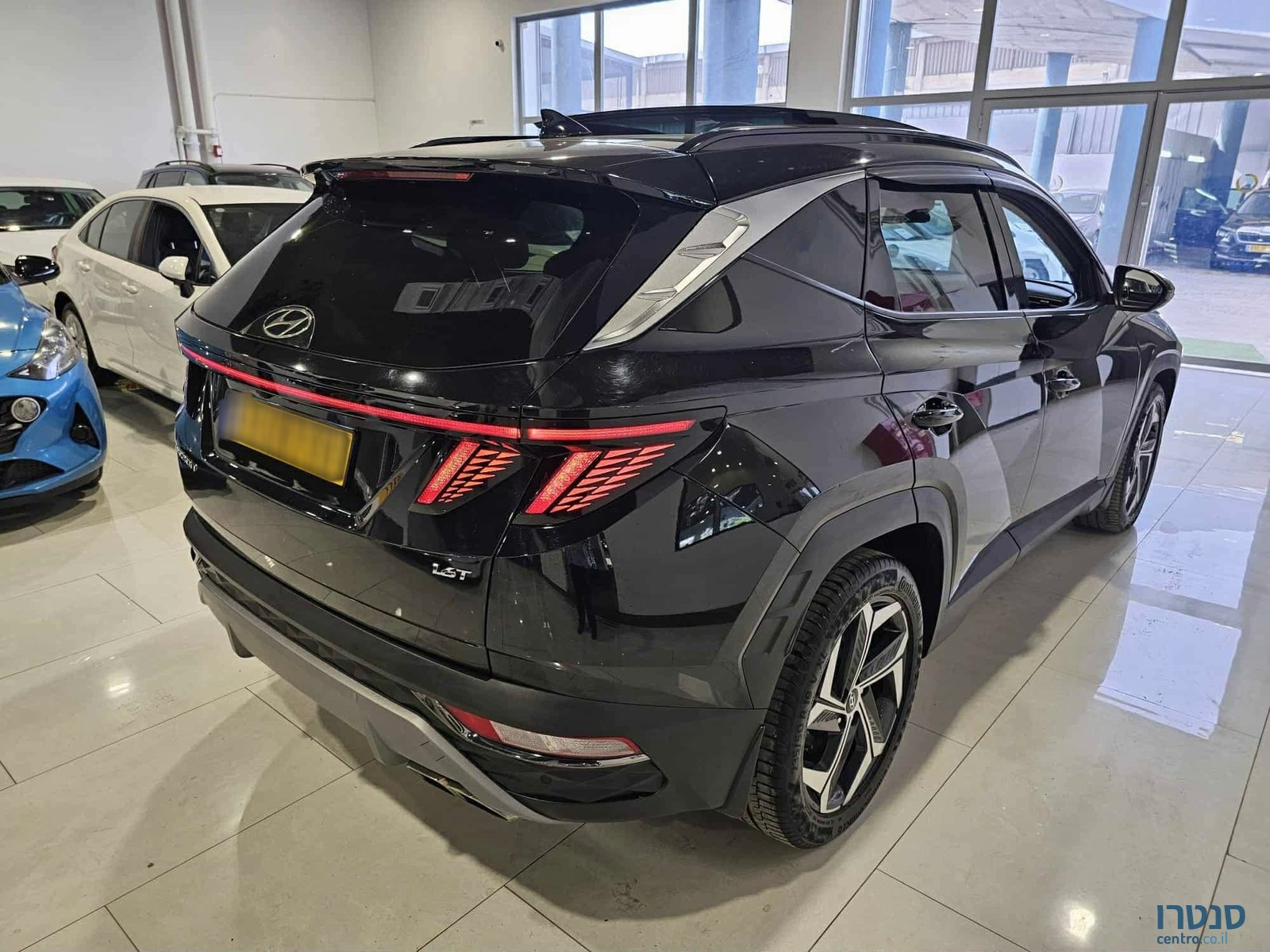 2023' Hyundai Tucson photo #3