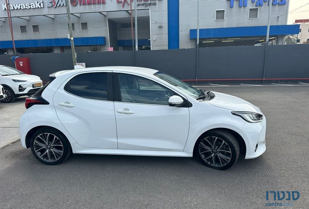 2023' Toyota Yaris טויוטה יאריס photo #6