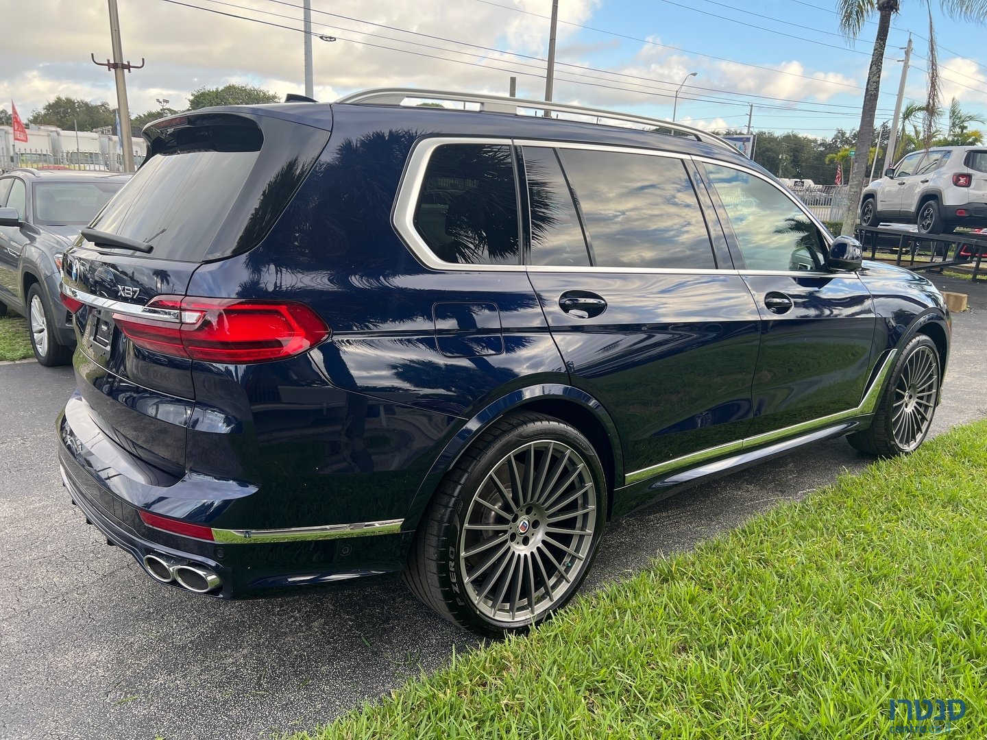 2022' BMW X7 photo #3