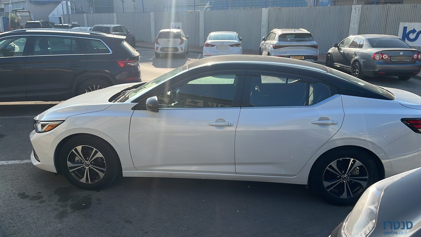 2022' Nissan Sentra photo #2