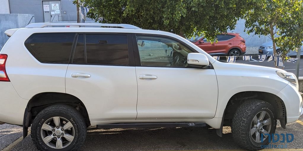 2014' Toyota Land Cruiser טויוטה לנד קרוזר photo #3