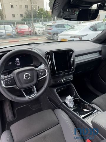 2022' Volvo XC40 וולוו photo #6