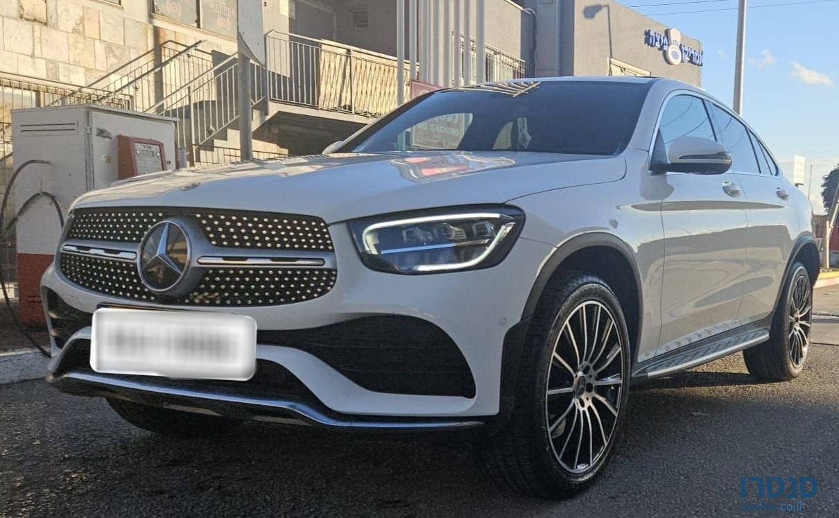 2022' Mercedes-Benz Glc Coupe מרצדס-בנץ Glc קופה photo #4