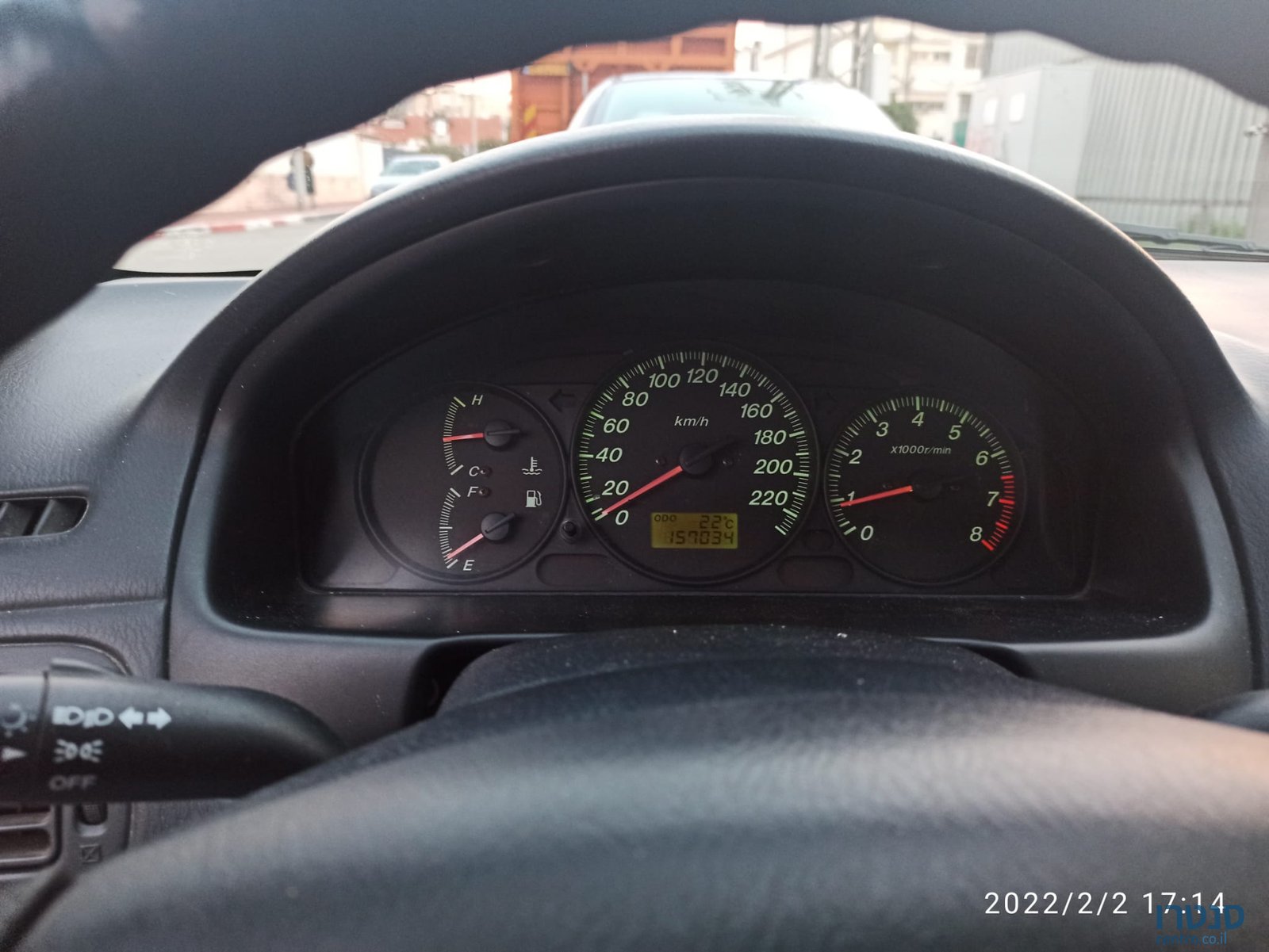 2004' Mazda 323 photo #2