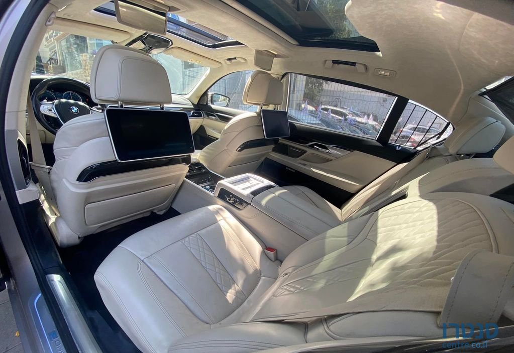 2016' BMW 7 Series ב.מ.וו סדרה 7 photo #3