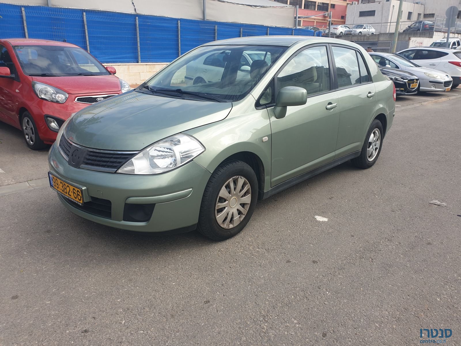 2008' Nissan Tiida photo #2