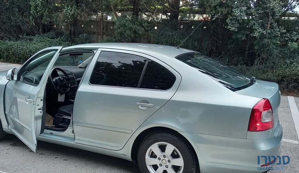 2010' Skoda Octavia סקודה אוקטביה photo #4