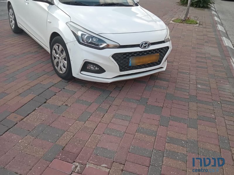 2020' Hyundai i20 יונדאי photo #1