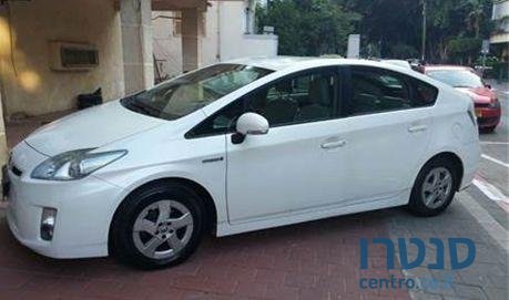 2011' Toyota Prius טויוטה פריוס היברידי photo #1