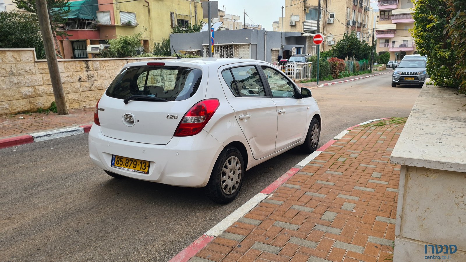 2012' Hyundai i20 יונדאי photo #3