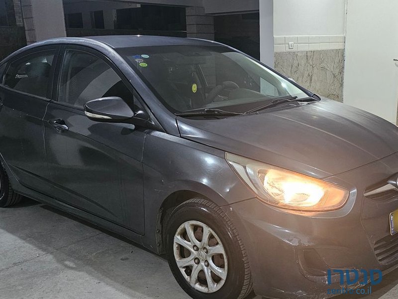 2013' Hyundai i25 יונדאי photo #5