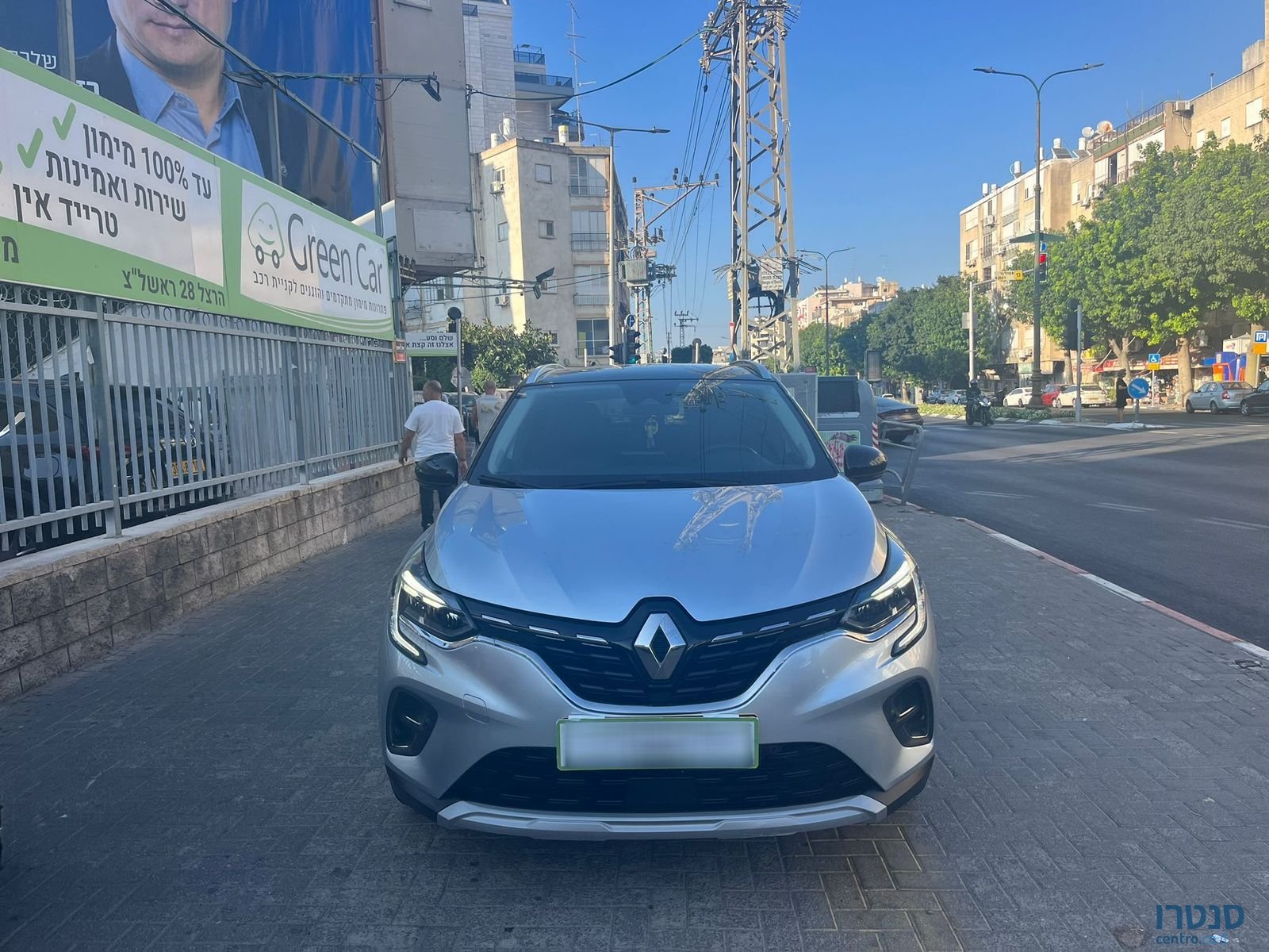 2022' Renault Captur photo #1