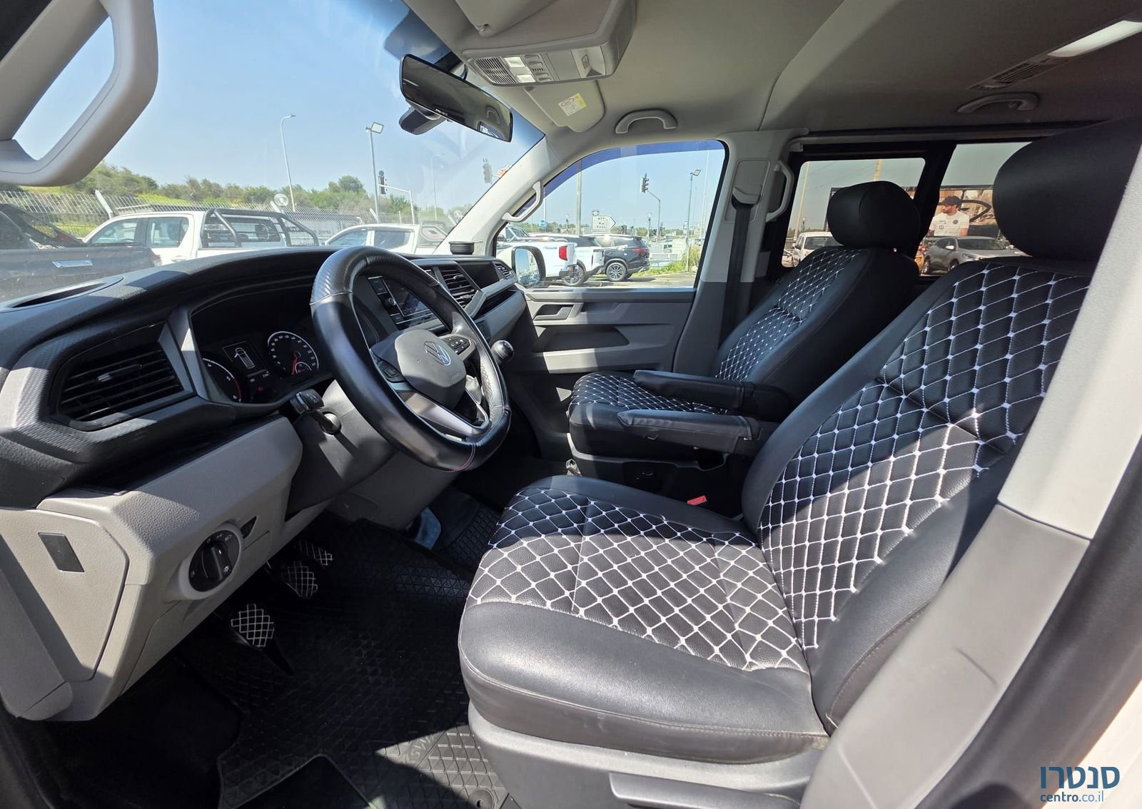 2023' Volkswagen Caravelle פולקסווגן קראוול photo #2