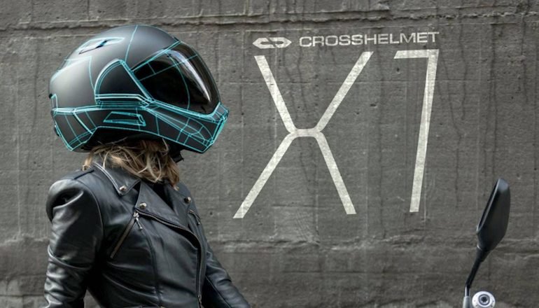 Borderless Kickstarts CrossHelmet X1 Smart Helmet