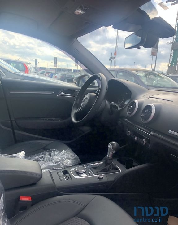 2019' Audi A3 אאודי photo #6