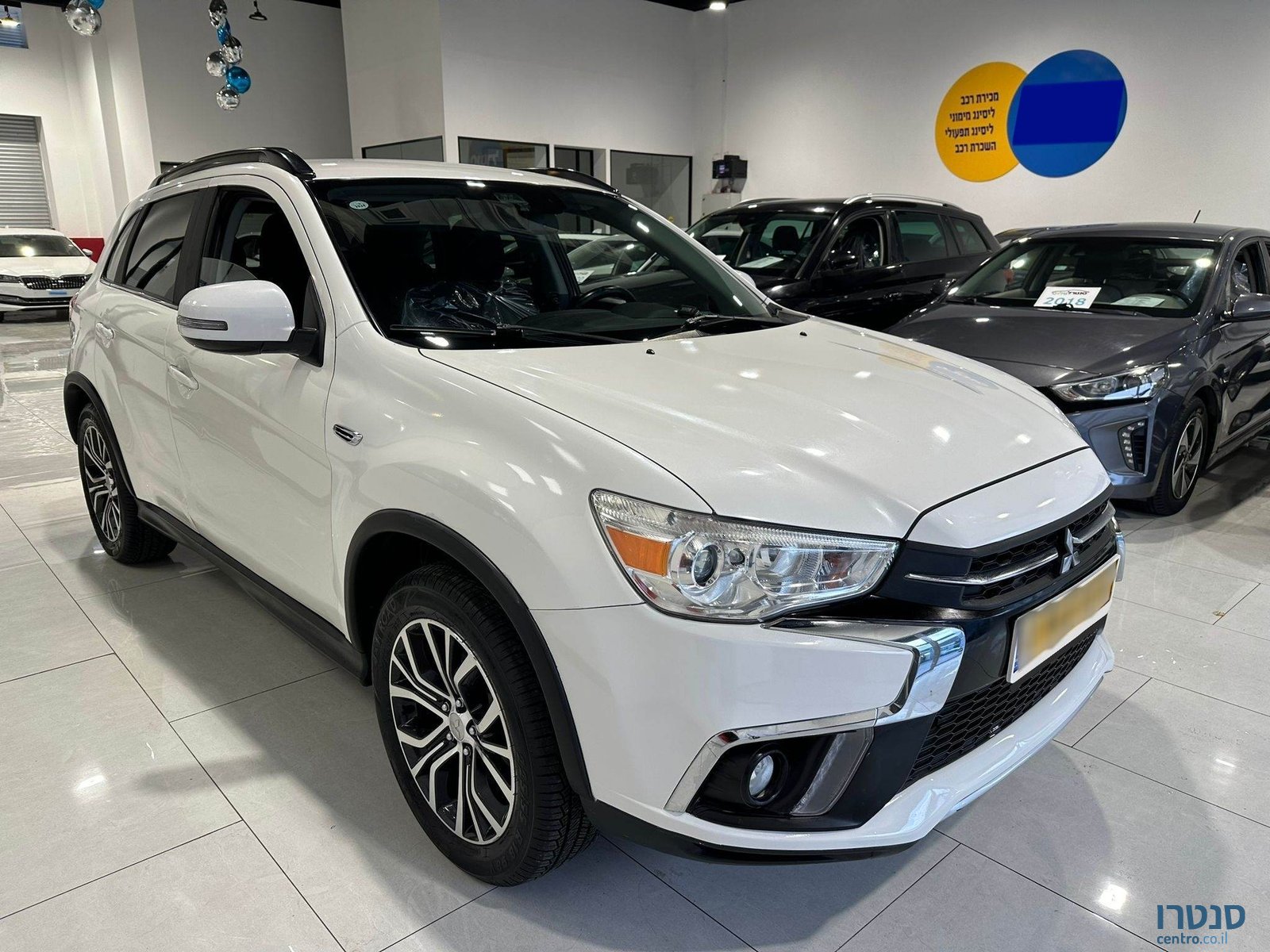 2019' Mitsubishi ASX photo #2