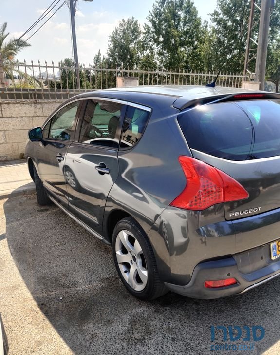 2011' Peugeot 3008 פיג'ו photo #3
