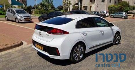 2017' Hyundai Ioniq יונדאי איוניק photo #1