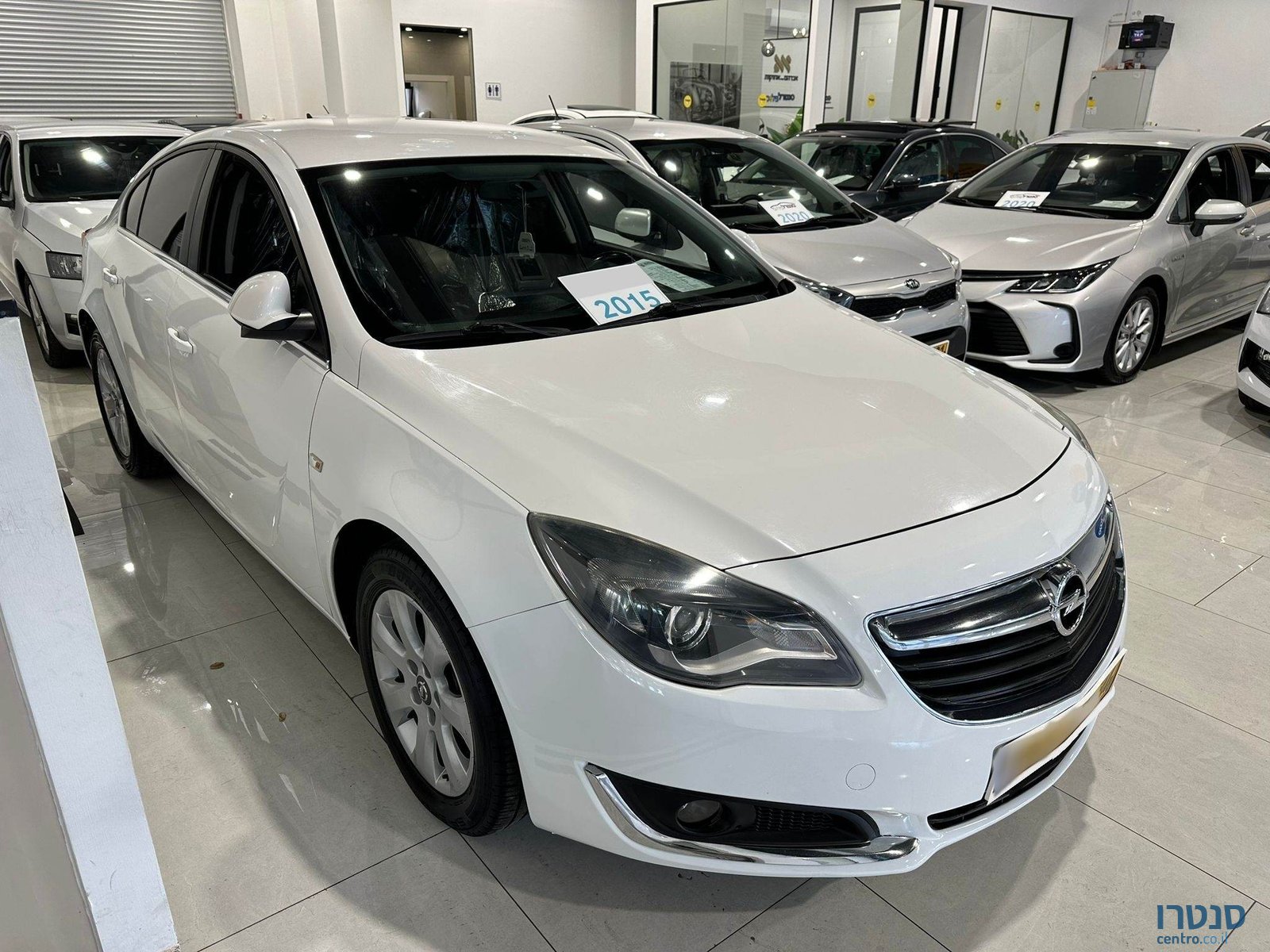 2015' Opel Insignia photo #2