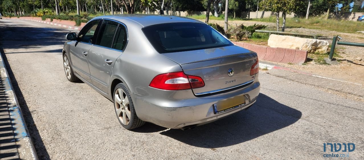 2011' Skoda Superb סקודה סופרב photo #3
