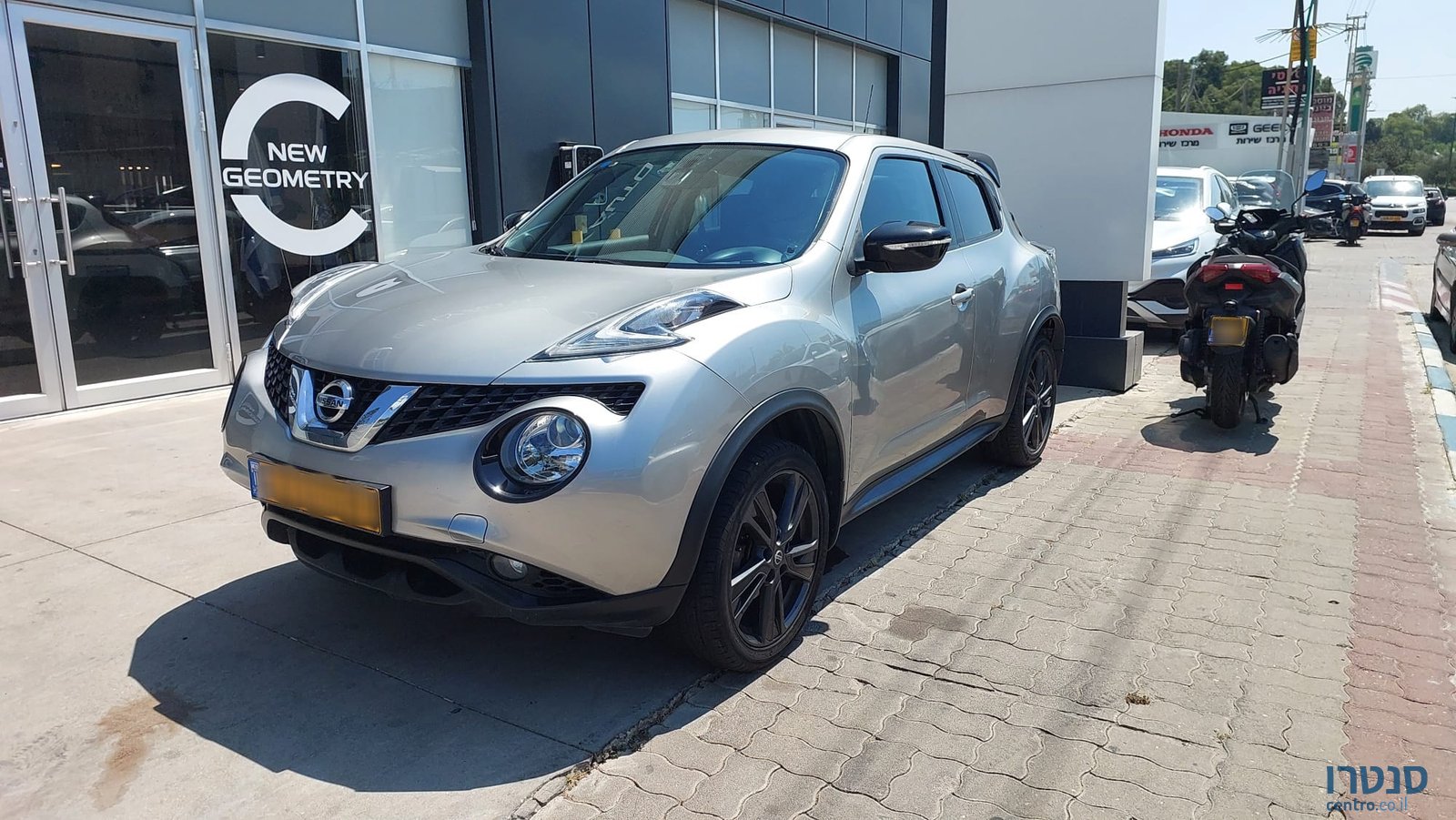 2018' Nissan Juke photo #4