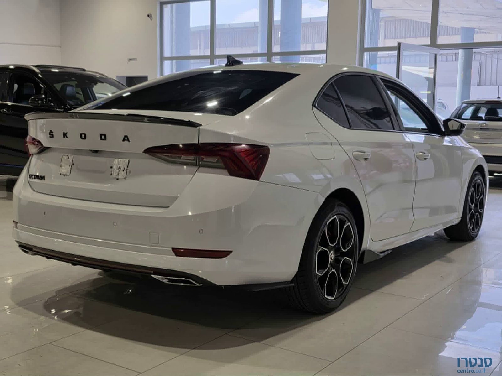 2021' Skoda Octavia photo #5