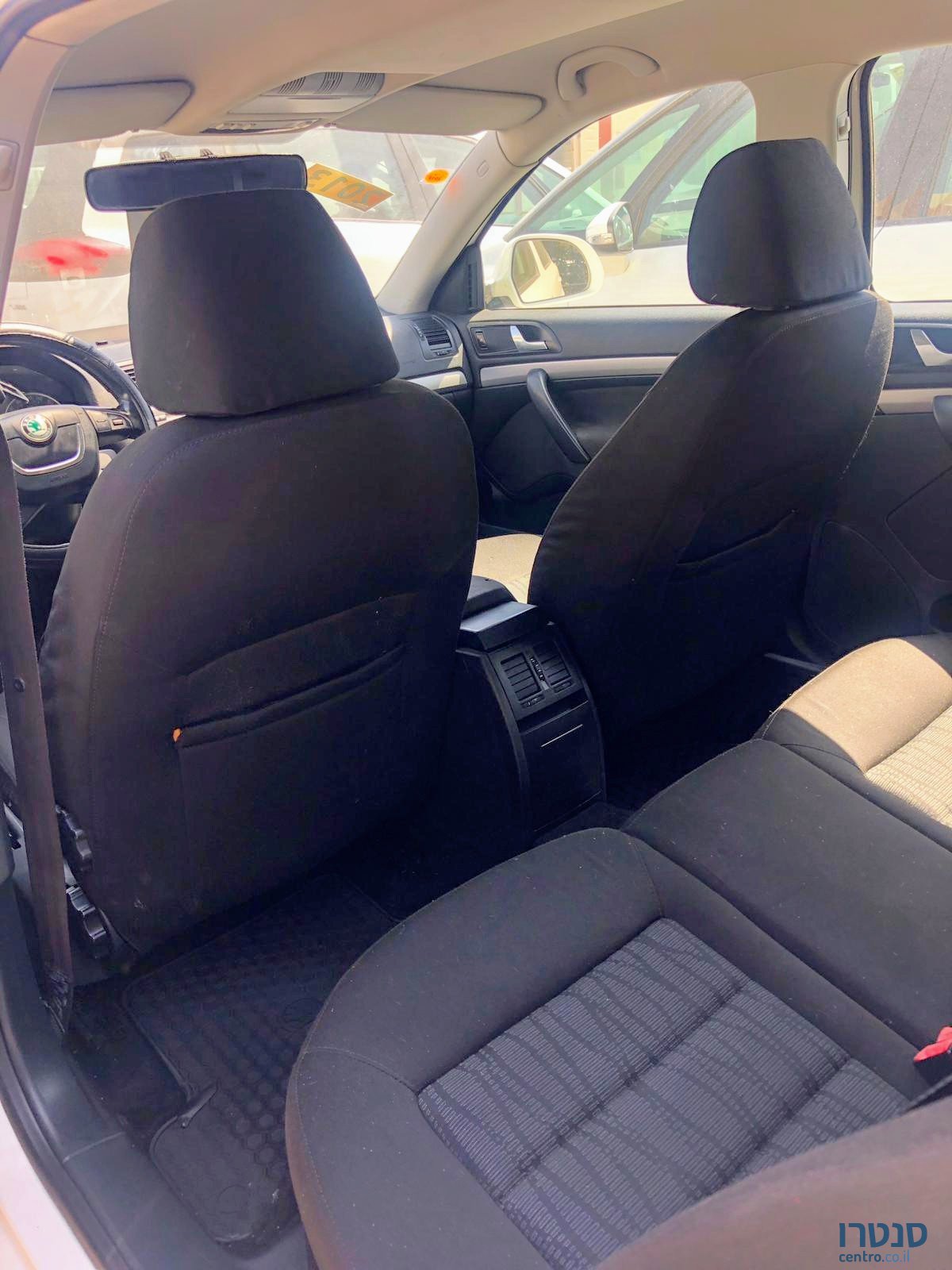 2013' Skoda Octavia A5 photo #5