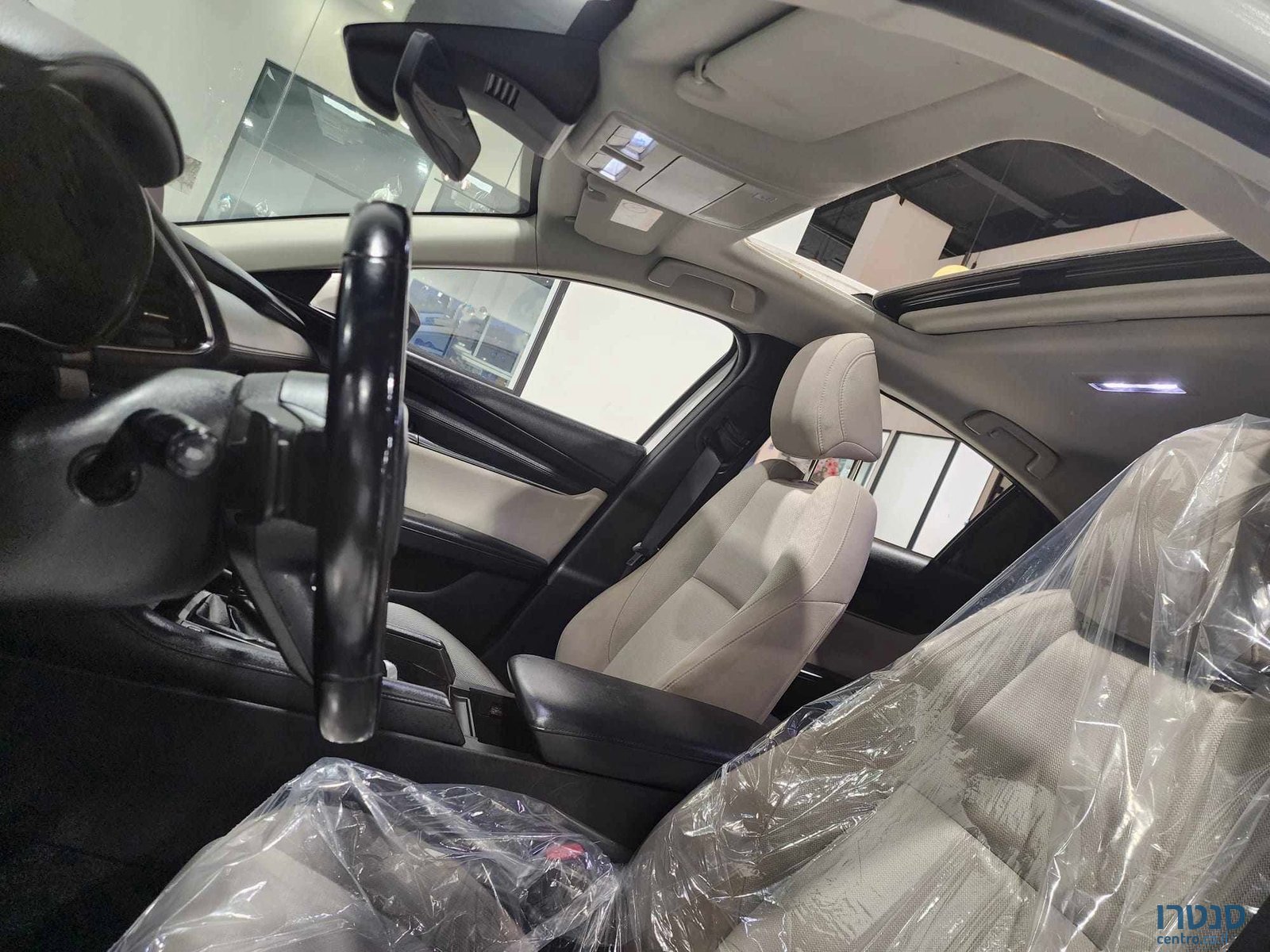 2021' Mazda 3 SPIRIT photo #5