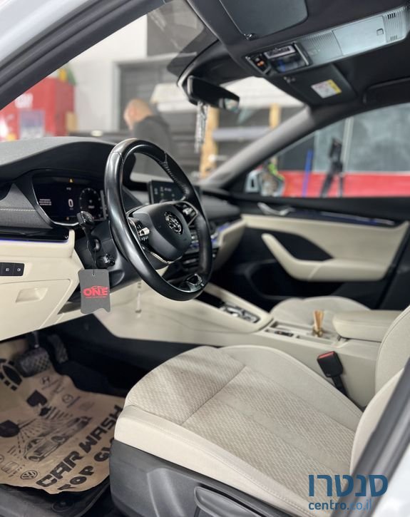 2021' Skoda Octavia סקודה אוקטביה photo #6