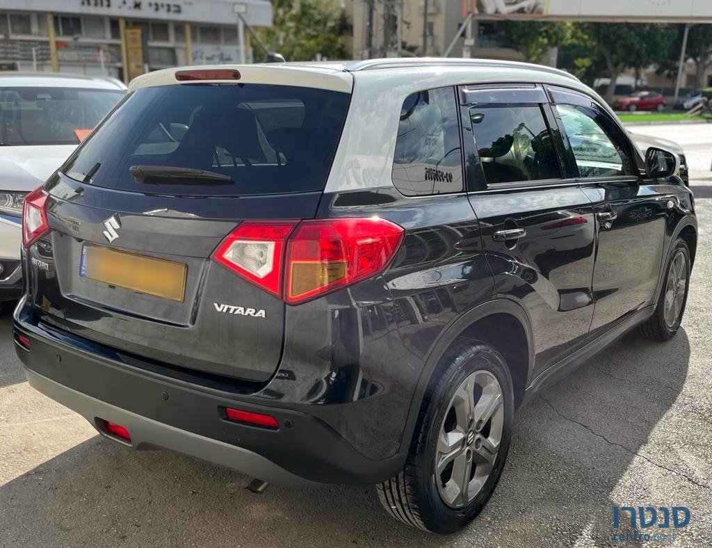 2016' Suzuki Vitara photo #3