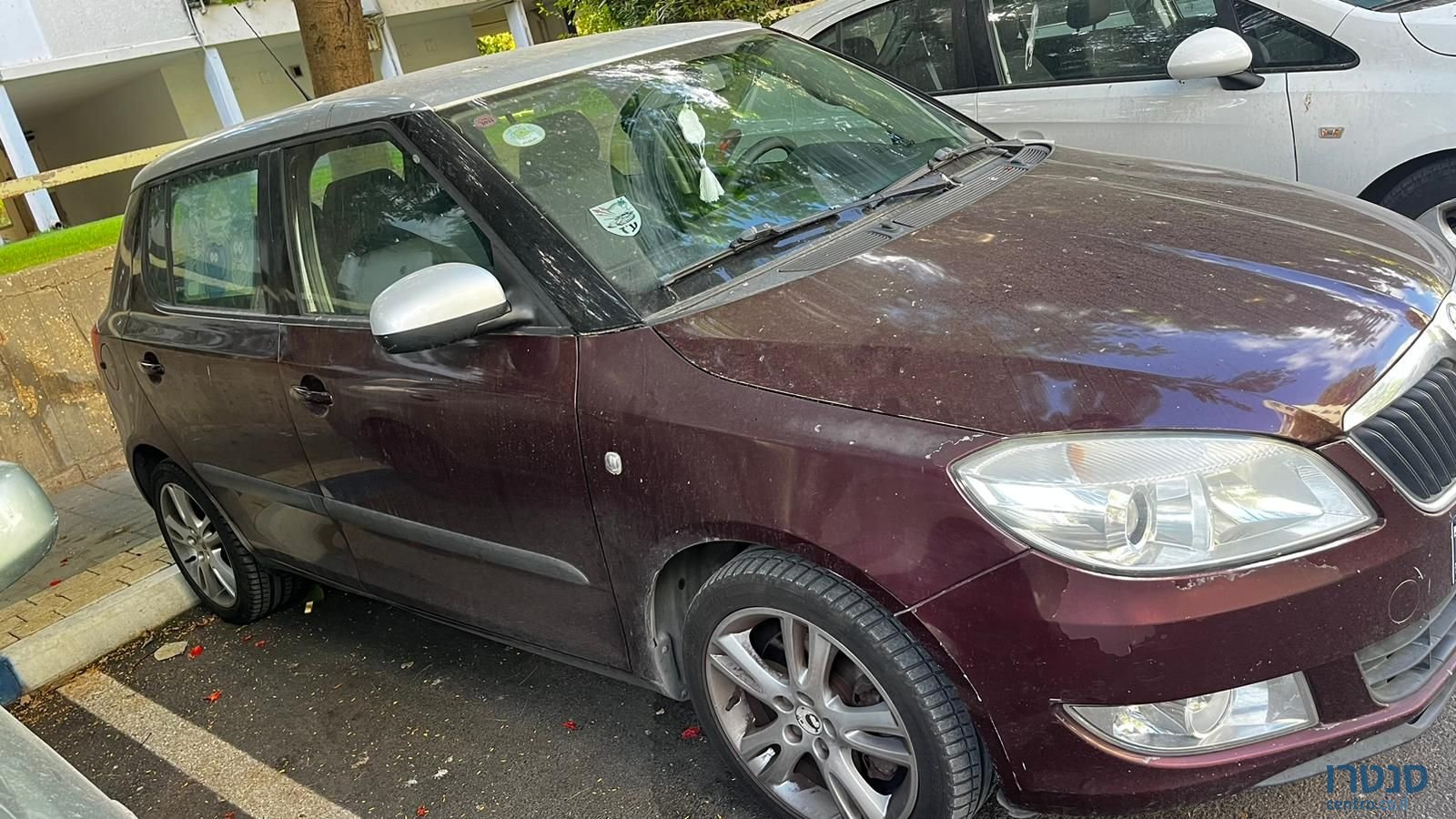 2011' Skoda Fabia סקודה פאביה photo #2