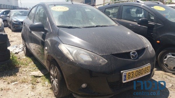 2008' Mazda 2 photo #2