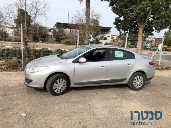 2012' Renault Fluence photo #1