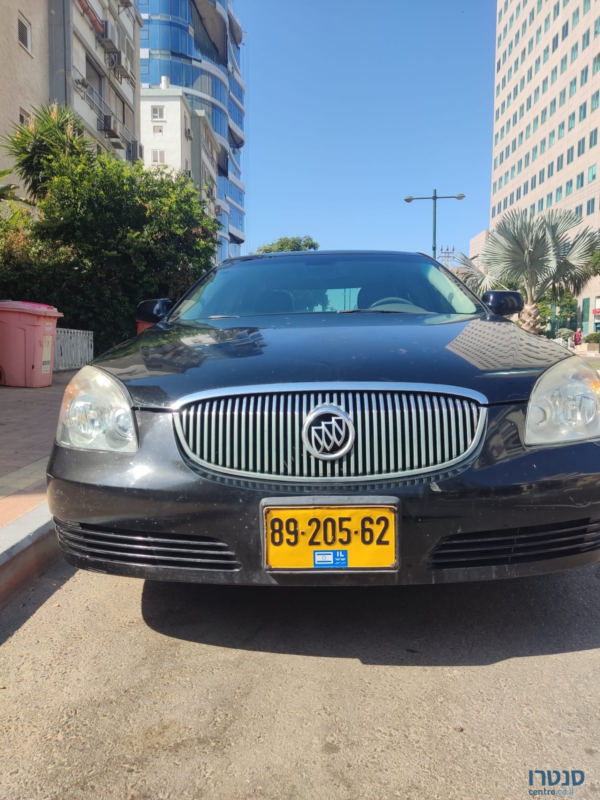 2007' Buick Lucerne photo #2