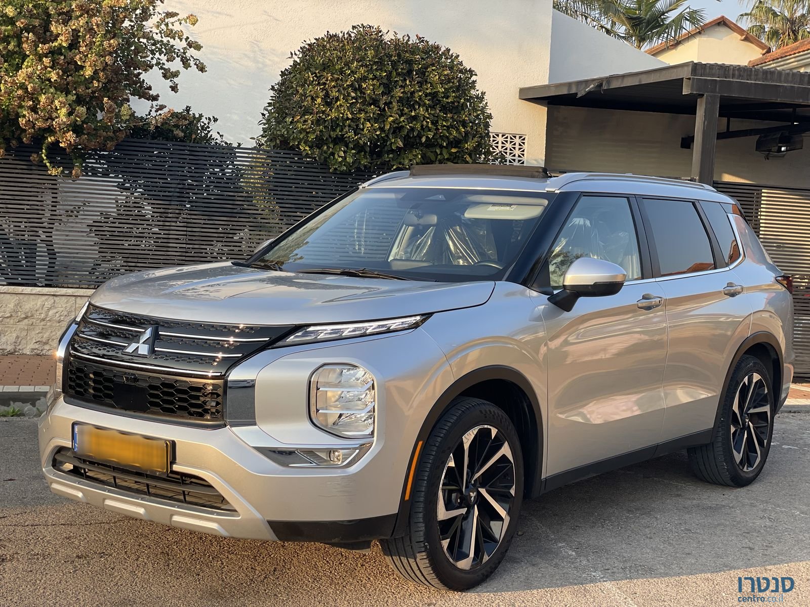 2021' Mitsubishi Outlander מיצובישי אאוטלנדר photo #2