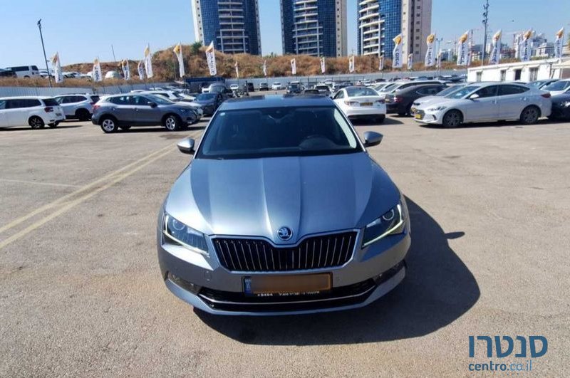 2018' Skoda Superb סקודה סופרב photo #1