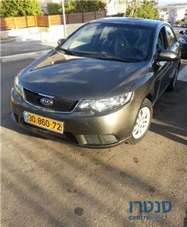 2011' Kia Forte photo #3