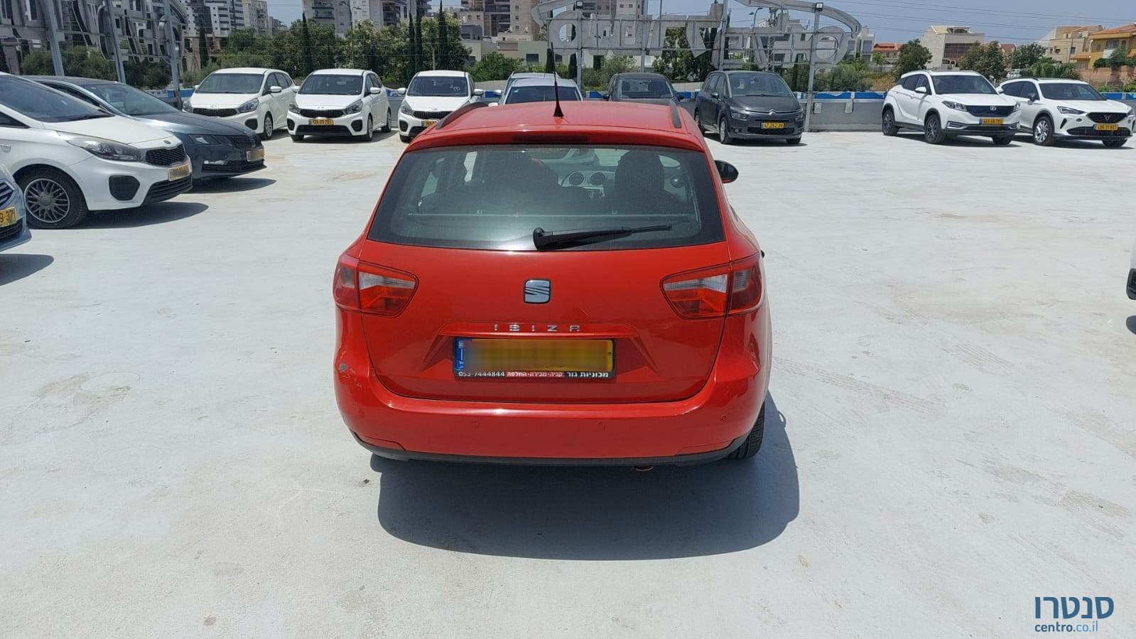 2013' SEAT Ibiza photo #3