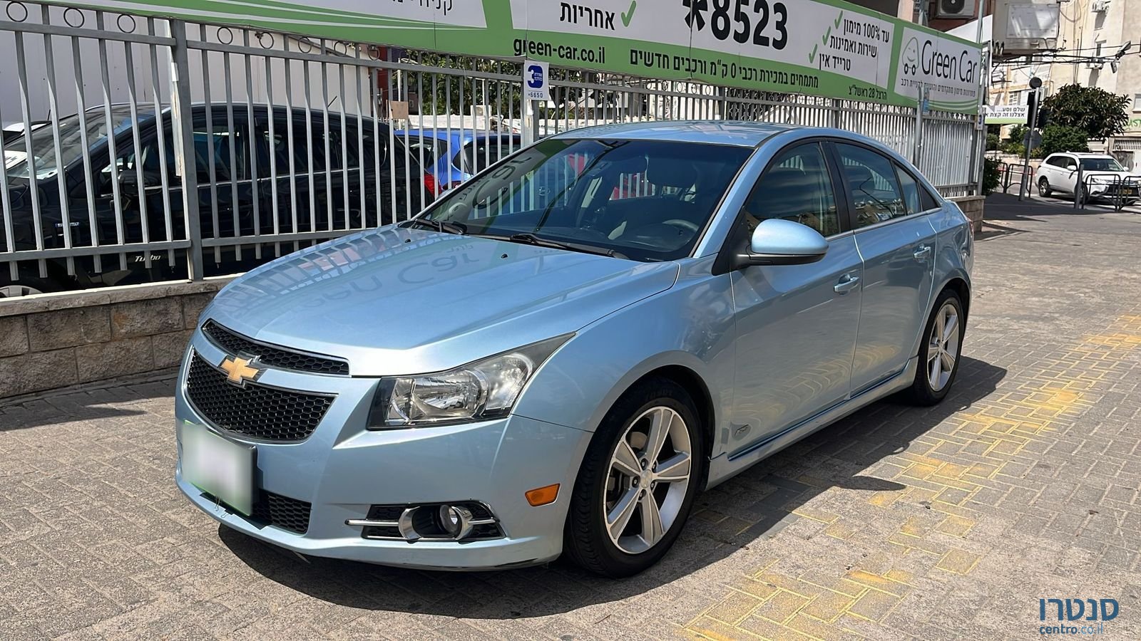 2012' Chevrolet Cruze photo #2