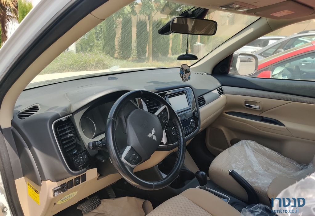 2014' Mitsubishi Outlander מיצובישי אאוטלנדר photo #4
