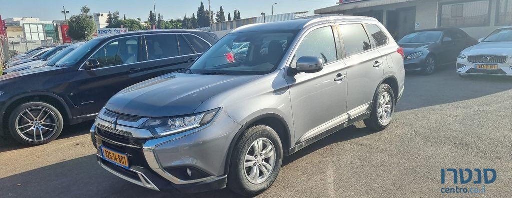 2019' Mitsubishi Outlander מיצובישי אאוטלנדר photo #3